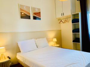 Ένα ή περισσότερα κρεβάτια σε δωμάτιο στο Gîte Clair de Lune +24 φωτογραφίες