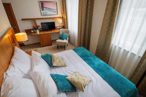 Hotel Silenzio客房内的一张或多张床位