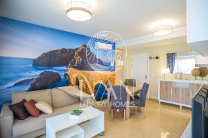 Posezení v ubytování Casa Mural Ivan Luxury Homes 6ªPlta Norte 1ªLinea