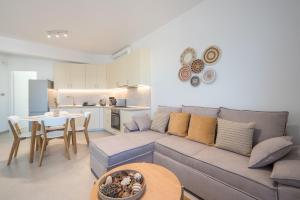 Köök või kööginurk majutusasutuses Sea Breeze Suite with Jacuzzi