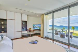 Gallery image of Deluxe Beachside Resort Danang in Da Nang