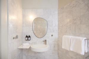 Koupelna v ubytování C-Hotels Silt