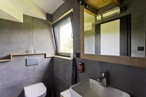 Kupatilo u objektu RESORT SALIXA u Poděbrad