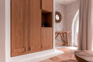 埃利亚海滩Senses Luxury Suites & Villas的相册照片