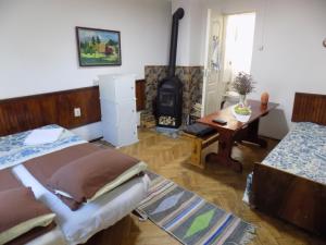 Зона вітальні в Hegyi-lak vendégház