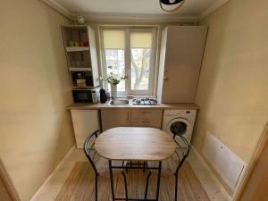 Η κουζίνα ή μικρή κουζίνα στο Amazing Like Home - Cozy and Quiet +19 φωτογραφίες