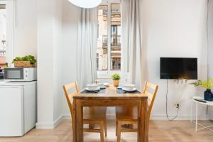 Cucina o angolo cottura di Lodging Apartments Barceloneta Beach Studio 12
