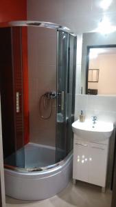 Ванная комната в Dom Weselny Zielony Zakątek