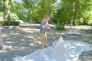 Επισκέπτες που μένουν στο CAMPING ETANG DES BOIS +13 φωτογραφίες