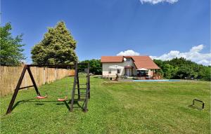 Herní místnost nebo prostor pro děti v ubytování Four-Bedroom Holiday Home In Pregrada