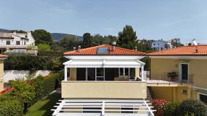 a view of a house with a roof at S334 - Sirolo, meraviglioso trilocale panoramico in Sirolo