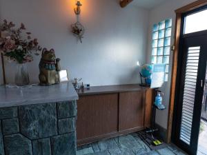 Φωτογραφία από το άλμπουμ του HOSTEL KURIYA OSAKA σε Izumi-Sano +52 φωτογραφίες