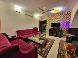 Posezení v ubytování Bay Leaf By Live Inn