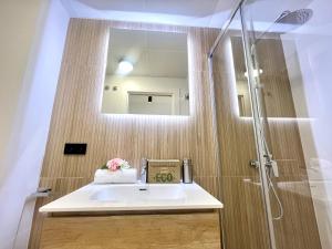 Bilik mandi di Veracruz Home by Gloove +20 gambar