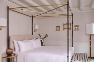 Postel nebo postele na pokoji v ubytování Violino d'Oro Venezia