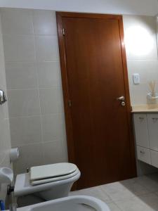 Departamento Urquiza II的一间浴室