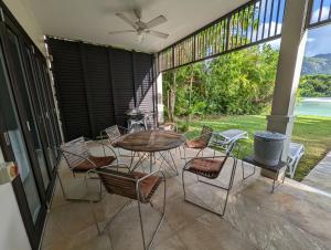 Patio nebo venkovní prostory v ubytování Maison La Plage by Simply-Seychelles