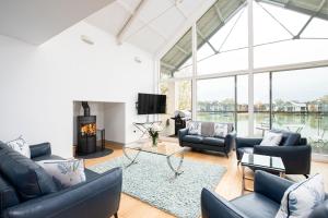 Χώρος καθιστικού στο Suncatcher HM02 Lower Mill Estate Cotswolds