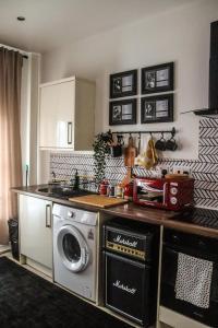 Gallery image of Music touch studio apartment with free parking in Liverpool