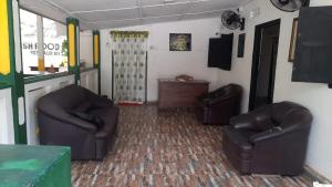 Istumisnurk majutusasutuses KANTHI GUEST INN