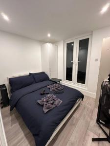 Postel nebo postele na pokoji v ubytování London Eye and Big Ben nearby + 1 fotografie