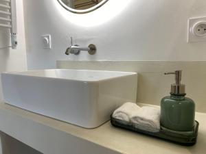 Fotografie z fotogalerie ubytování Maison aeterna v destinaci Salazac + 10 fotografií