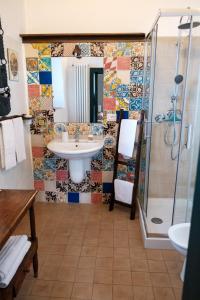 Kúpeľňa v ubytovaní L'uva e il vento - Convivial Farmhouse