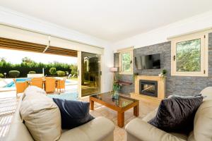 Χώρος καθιστικού στο Villa Anassa Privat Pool Near Beach