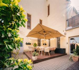 Zahrada ubytování Wine & Wellness hotel Besední dům