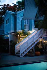 Bazen u ili blizu objekta Andrews Inn & Garden Cottages