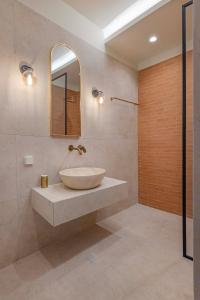 Gallery image of Casa Della vita Suite ,Old Town Rhodes in Rhodes Town +11 photos