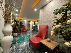 A seating area at Akayda Butik Hotel