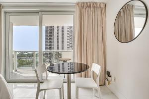 Kép Ocean Views and Resort Perks Sunny Isles Beach Unit szállásáról Sunny Isles Beachben a galériában