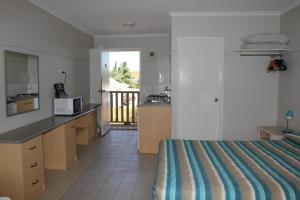 Gallery image of Ningaloo Coral Bay – Bayview in Coral Bay