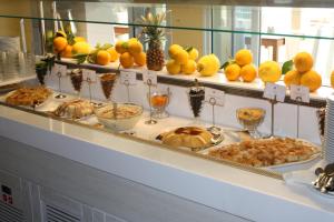 Gallery image of Hydrele Beach Hotel & Village in Potokáki