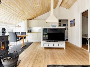 Kuchyň nebo kuchyňský kout v ubytování Holiday home Jerup XLVIII + 15 fotografií
