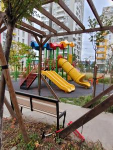 Herní místnost nebo prostor pro děti v ubytování Royal Stay