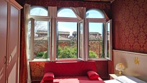 A seating area at Hotel Messner