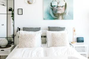 Ein Bett oder Betten in einem Zimmer der Unterkunft Studio at Sea