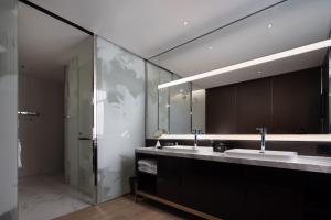 Un baño de Hampton by Hilton Shenzhen Nanshan Science and Technology Park