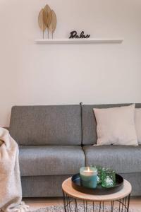 Posezení v ubytování Huswell - Modern apartment in a new residence near the sea