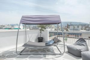 Balkon lub taras w obiekcie Island in the sky! Acropolis and city views!