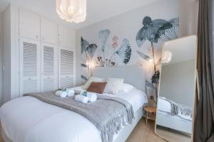 Galeriebild der Unterkunft Huswell - Bright seaview apartment in Oostende in Ostende