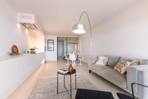 Gallery image of Huswell - Cozy modern studio with magnificent sea-view in Knokke-Heist +9 photos