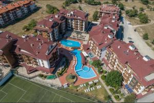 Hồ bơi trong/gần lux apartament К602