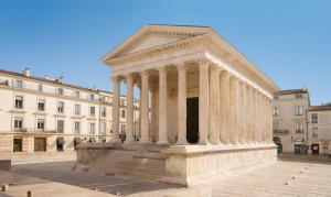 Gallery image of Kyriad Nimes Centre in Nîmes