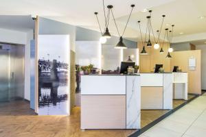 Kuchyň nebo kuchyňský kout v ubytování Radisson Blu Hotel Toulouse Airport