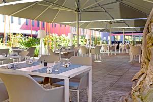 Restaurace v ubytování Radisson Blu Hotel Toulouse Airport