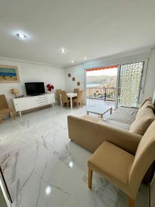 TV a/nebo společenská místnost v ubytování Oropesa del Mar - La Playa de la Concha