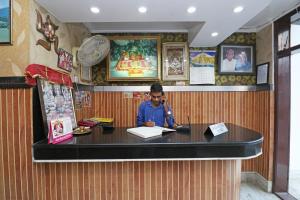 OYO Maa Rudrani Resort tesisinde lobi veya resepsiyon alanı